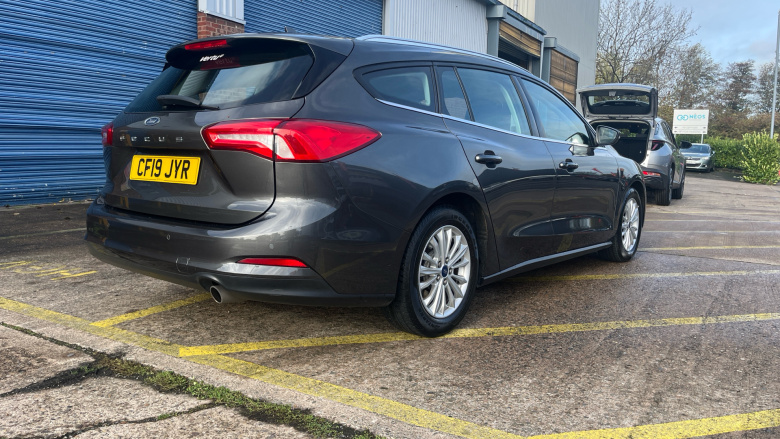 Ford Focus 1.0 EcoBoost 125 Titanium 5dr Petrol Estate